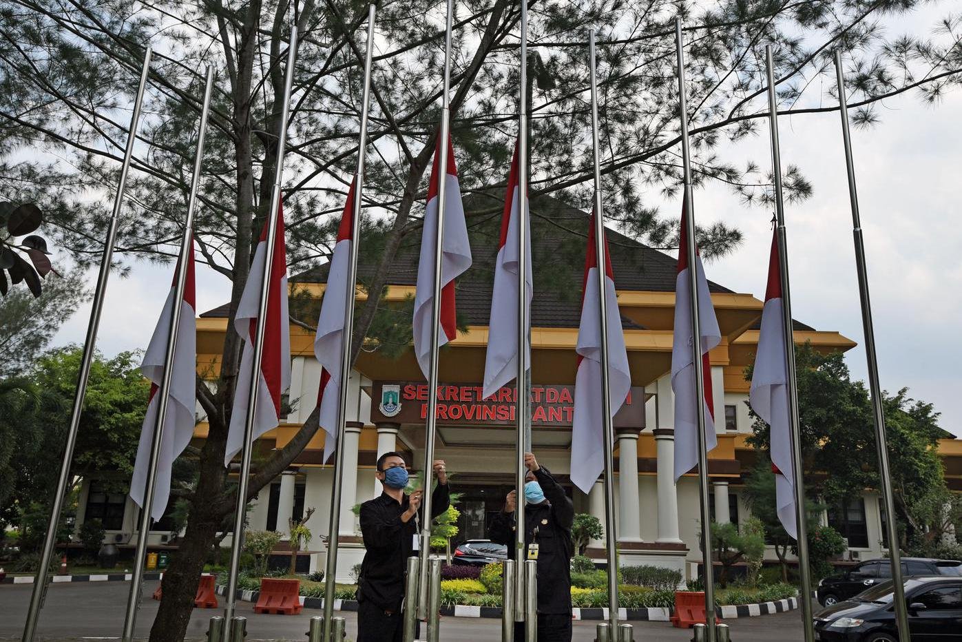 Makna dan Cara Membentangkan Bendera Setengah Tiang untuk Memperingati G30S