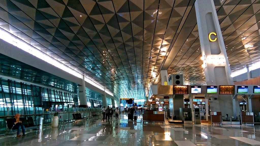 Bandara Sultan Thaha Jambi Sibuk Layani 9 Penerbangan Kedatangan Hari Ini