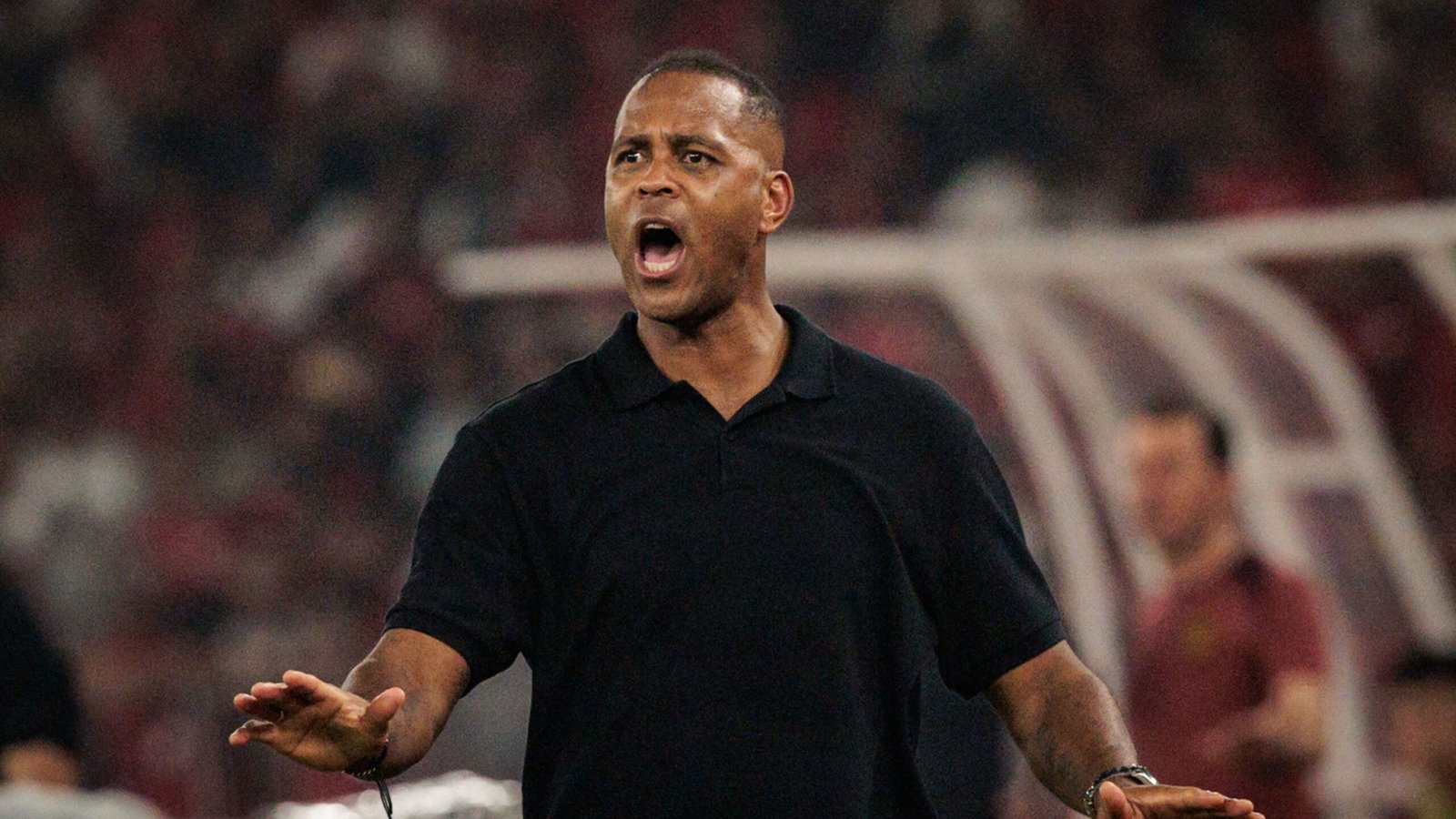 Debat: Apakah Kluivert Layak Jadi Pelatih Timnas Indonesia?