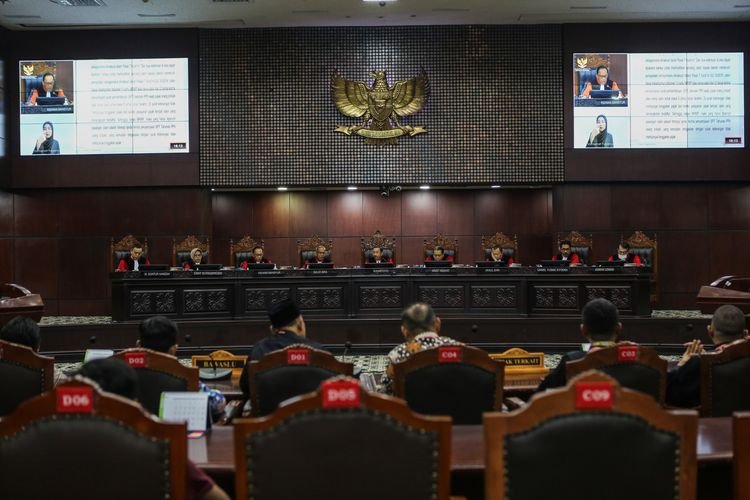 Pensiunan Dipajaki, 9 Karyawan Berjuang di Mahkamah Konstitusi