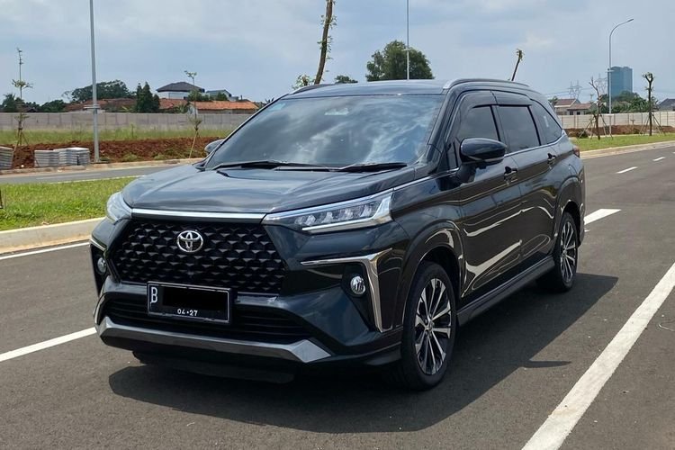 Toyota Veloz Hybrid, Tanda Tangan Sanksi Penutupan Plat Nomor