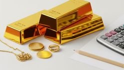 Harga Emas Antam Diperkirakan Stabil di Rp2,14 Juta, Konsolidasi Global Bakal Meledak Lagi?