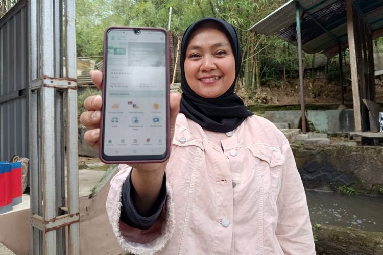 Perempuan dan Emas: Dari Anting Bayi hingga Rumah Mewah Rp700 Juta