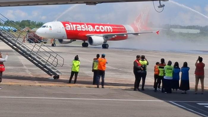 Harga Tiket Murah dan Jarang Terlambat, Alasan Wahyu Pilih Air Asia Rute Tarakan-Surabaya