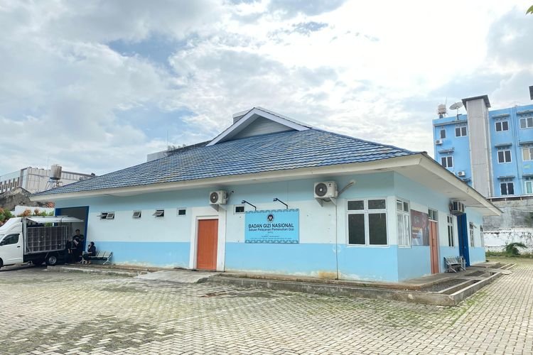 Lihat SPPG Palmerah Sediakan Ribuan MBG untuk 13 Sekolah