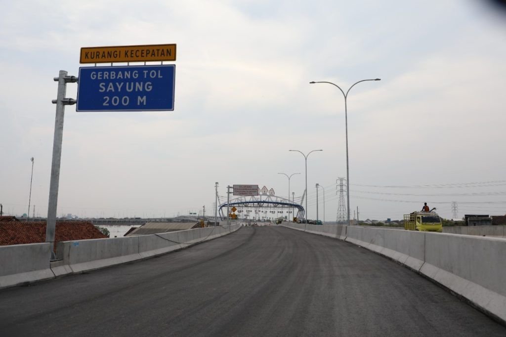 Astaga, Jalan Tol Ini Masih Seperti Kuburan