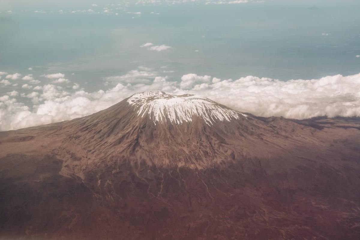 Kisah Pendakian Kilimanjaro dan Kebebasan Tanzania