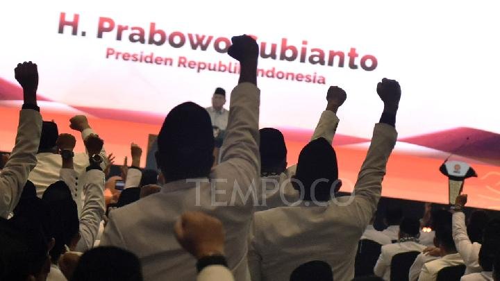 Kemlu Angkat Bicara Soal Baliho Prabowo Bersama Netanyahu dan Trump