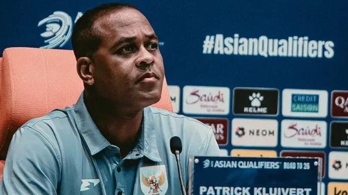 Kesabaran Suporter Habis, 25 Ribu Komentar Minta Kluivert Keluar