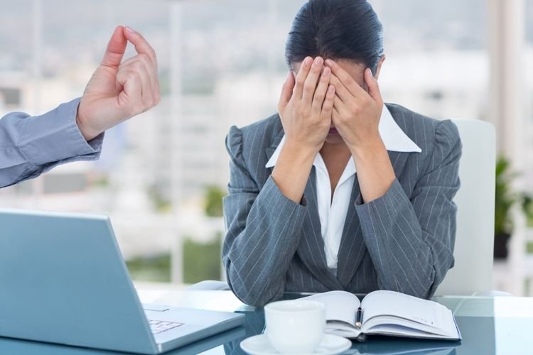 Hati-Hati! 5 Weton Ini Akan Menghadapi Ujian Berat Bulan Ini