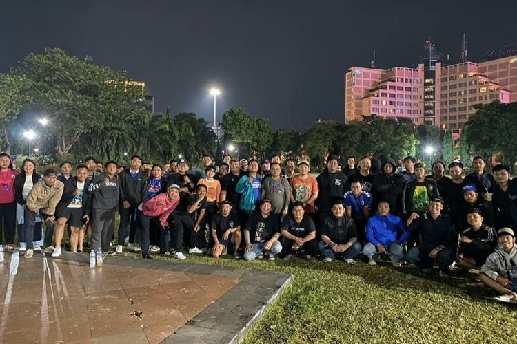 Gerakan Selamatkan PSIS Menggema di Hujan, Panser Biru Gelar Diskusi Terbuka