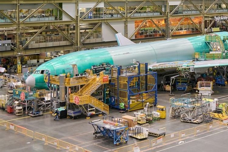 Trump Ancam Batasi Ekspor Suku Cadang Boeing ke Tiongkok