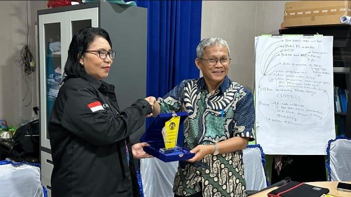 Universitas Indonesia dan Unkhair Ternate Kembangkan Budaya Maluku Utara Melalui FGD Literasi