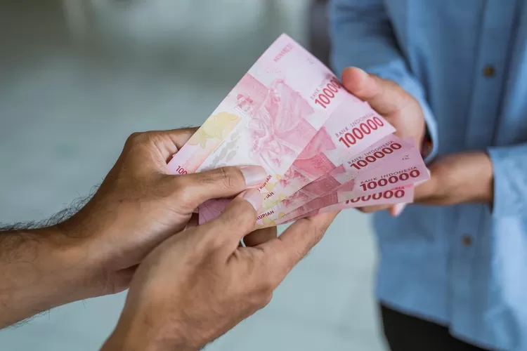 Gaji Pensiunan PNS 2025: Aturan Baru dari PP 8/2024