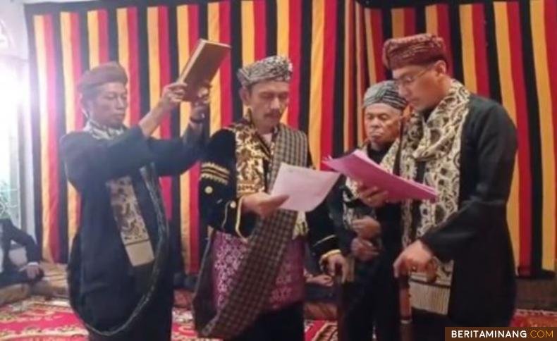 3 Berita Populer Padang: Fauzi Bahar, Panghulu Suku Koto dan Aksi Simpati Petugas Damkar